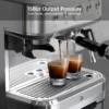 Kaffeemaschine 15-bar mit integr. Mahlwerk & Milchaufschäumer